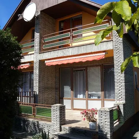 Σπίτι διακοπών In 19321