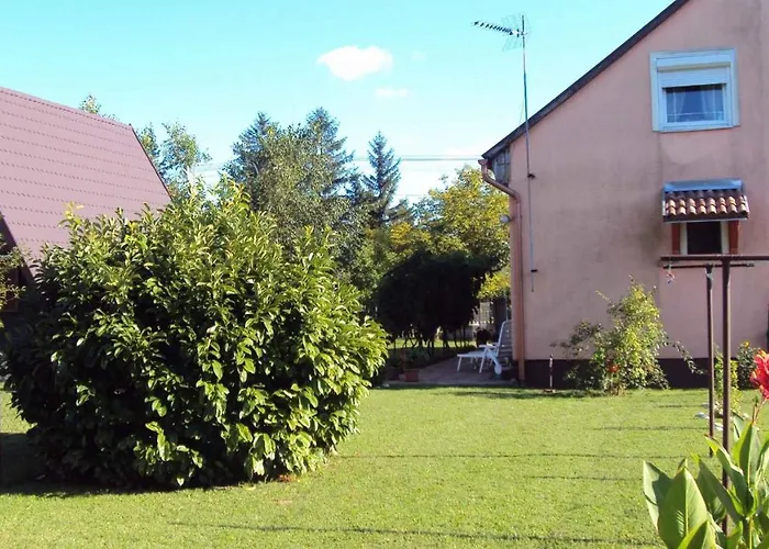 In 19321 Balatonmáriafürdő